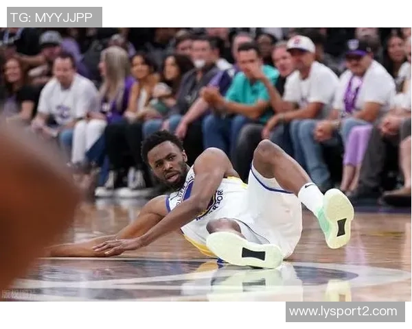 维金斯状态低迷半场表现不佳仅得4分3犯规引发关注 维金斯状态低迷半场表现不佳仅得4分3犯规引发关注