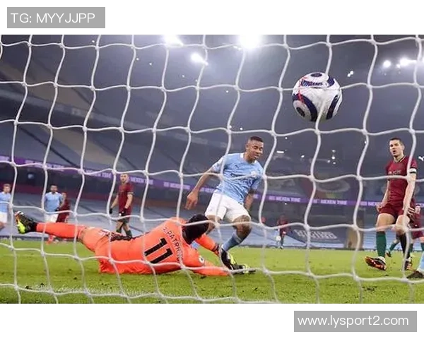 安东强调曼城球员全面能力每个位置均能有效射门得分