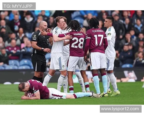 英超精彩回顾利兹联在主场战胜西汉姆展现强大实力