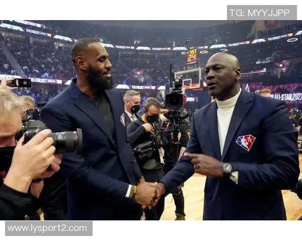 夸梅坚定认为詹姆斯无论何时都应首发即使年迈依旧不可动摇