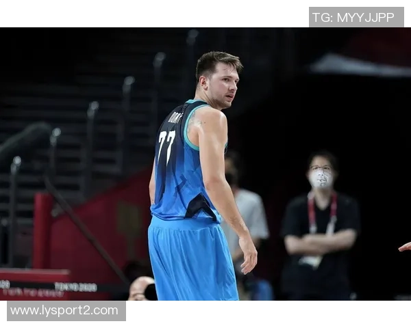 解说:艾顿在东契奇与詹姆斯的搭档中如何充分发挥自身优势与潜力 解说:艾顿在东契奇与詹姆斯的搭档中如何充分发挥自身优势与潜力